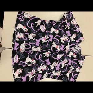 Disney Marie Scrub Top XL